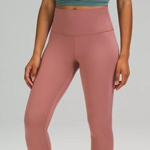 Lululemon InStill High-Rise Legging with Side Cutout detailing Size 4 28”